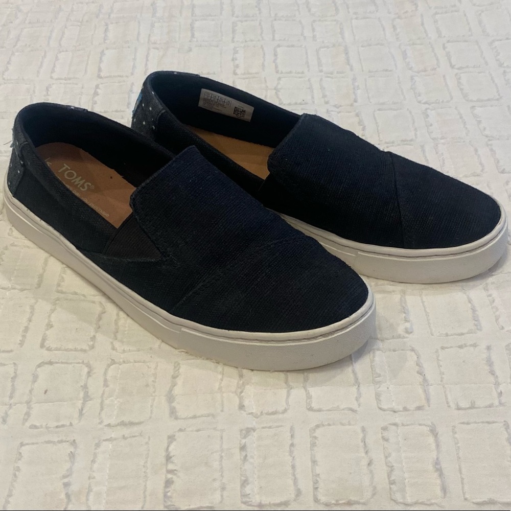 TOMS slip-ons
